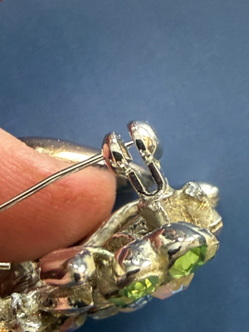 Vintage Floral Rhinestone Bouquet giardinetto or "garden" Brooch in Multicolor - Picture 7 of 9
